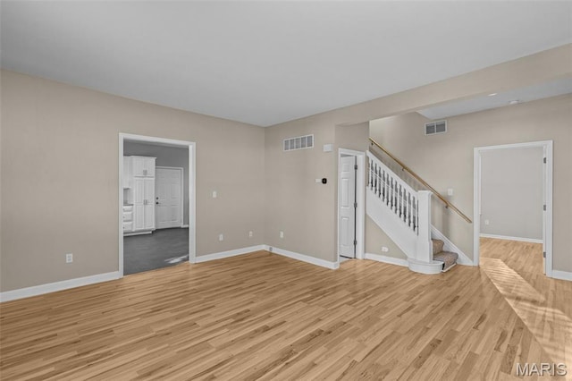 2438 Creve Coeur Mill Rd, Maryland Heights, MO 63043 - photo 3