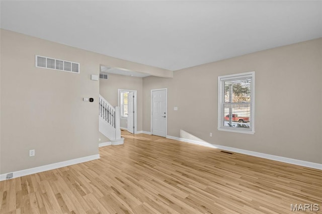 2438 Creve Coeur Mill Rd, Maryland Heights, MO 63043 - photo 4