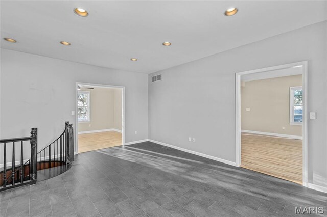 2438 Creve Coeur Mill Rd, Maryland Heights, MO 63043 - photo 16