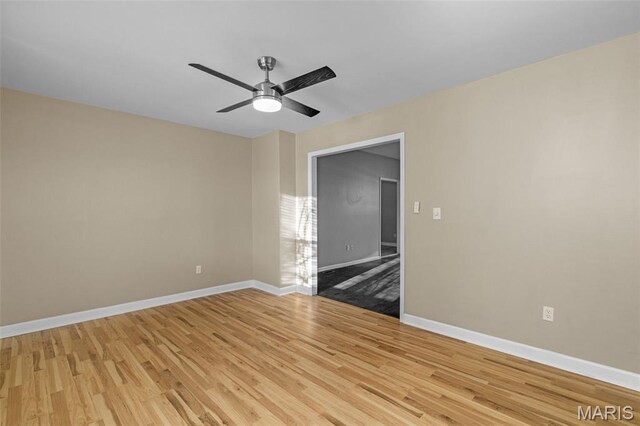 2438 Creve Coeur Mill Rd, Maryland Heights, MO 63043 - photo 22