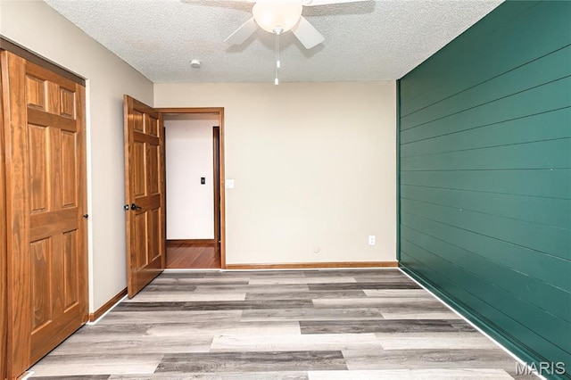 5528 Perigord Dr, Saint Louis, MO 63129 - photo 20