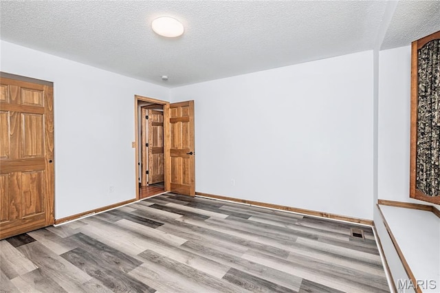 5528 Perigord Dr, Saint Louis, MO 63129 - photo 25