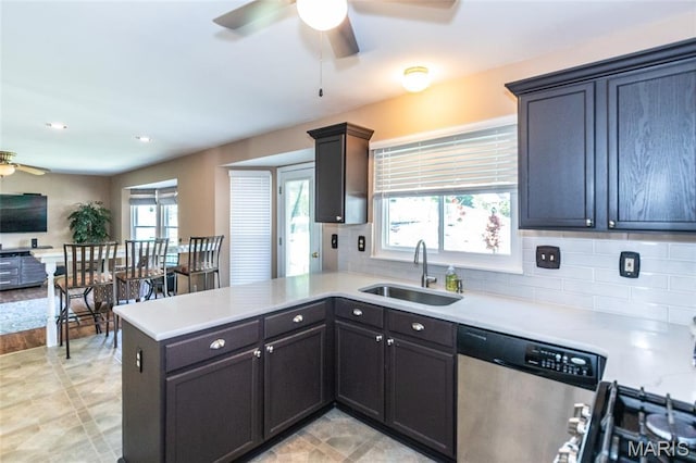 1915 Fox Pointe Dr, Arnold, MO 63010 - photo 2