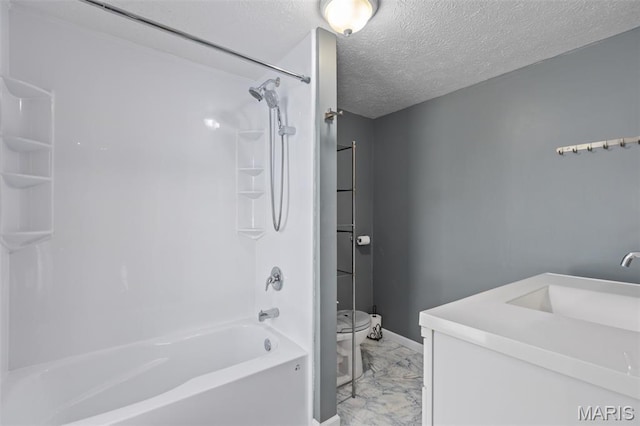 525 N Chiles St, Carlinville, IL 62626 - photo 4