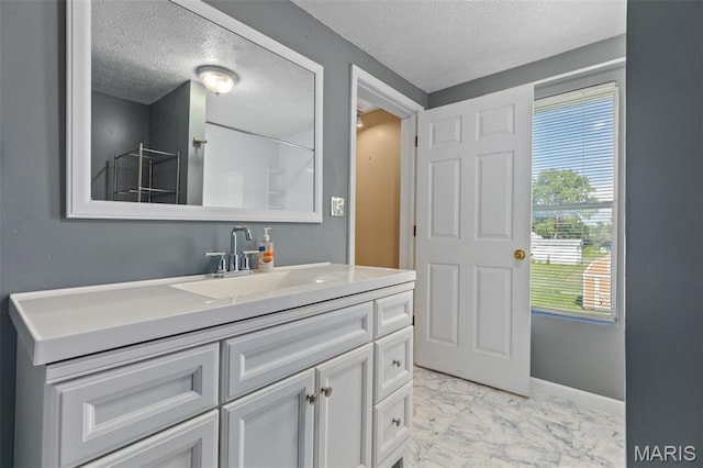 525 N Chiles St, Carlinville, IL 62626 - photo 24