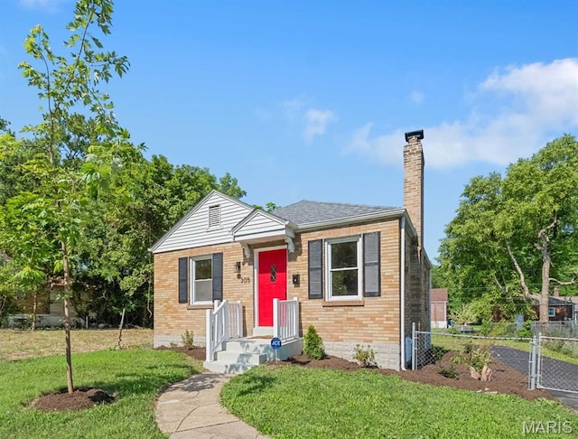 305 Henquin Dr, Ferguson, MO 63135 - photo 1