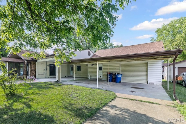 405 E Clinton, Pinckneyville, IL 62274 - photo 2