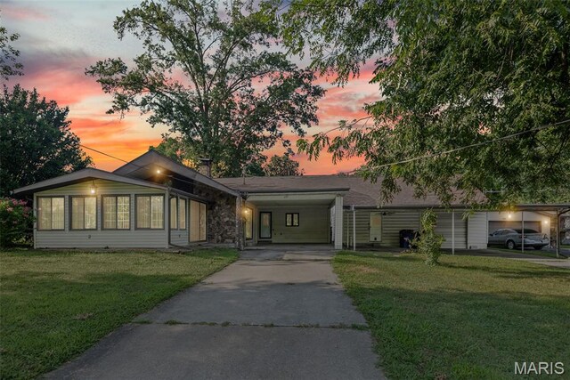 405 E Clinton, Pinckneyville, IL 62274 - photo 3