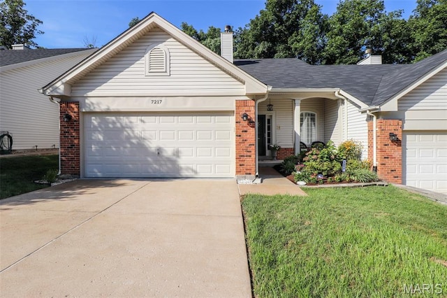 7217 Tournament Dr, Saint Louis, MO 63129 - photo 1