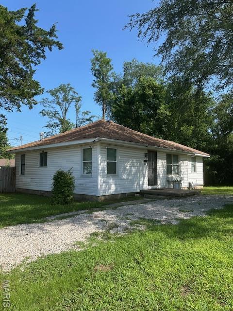 801 N 71st St E, St Louis, IL 62203 - photo 1