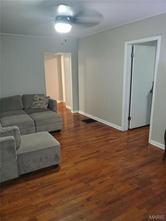 407 Wilbur St, East Prairie, MO 63845 - photo 6
