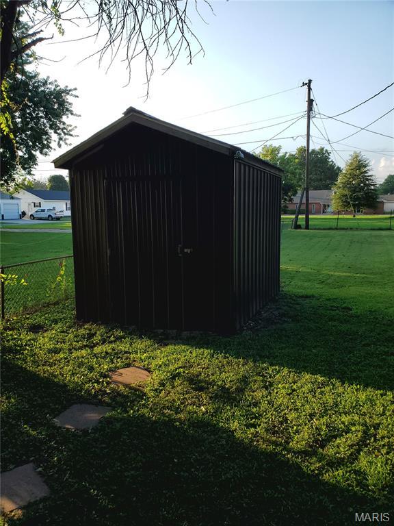 407 Wilbur St, East Prairie, MO 63845 - photo 21