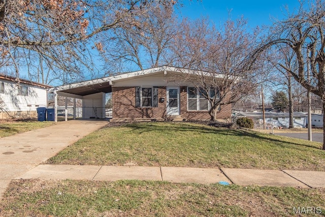 2550 Pheasant Dr, Florissant, MO 63031 - photo 1