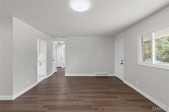 7040 Clover Ln, Hazelwood, MO 63042 - photo 5