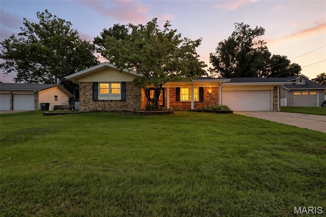 3492 Huntington Ln, Saint Charles, MO 63303 - photo 1