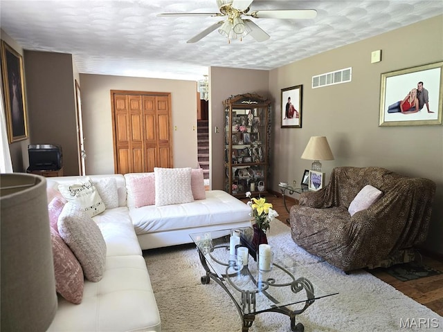 567 Lakecrest Trl, Hillsboro, IL 62049 - photo 11