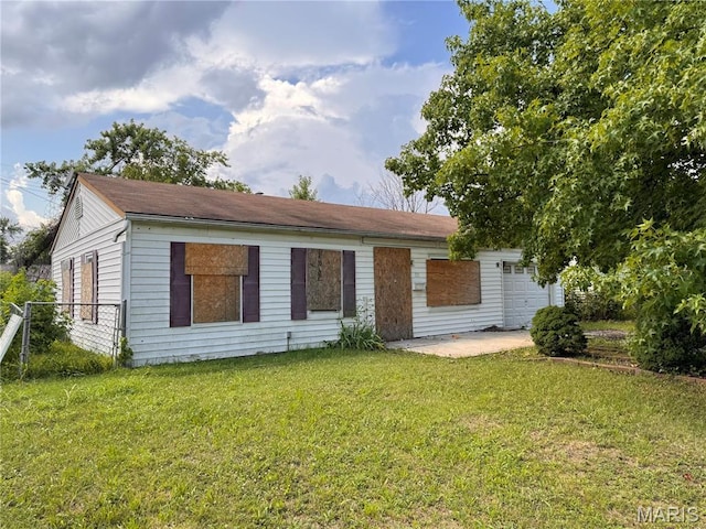 721 Saint Barbara Ln, Cahokia, IL 62206 - photo 1