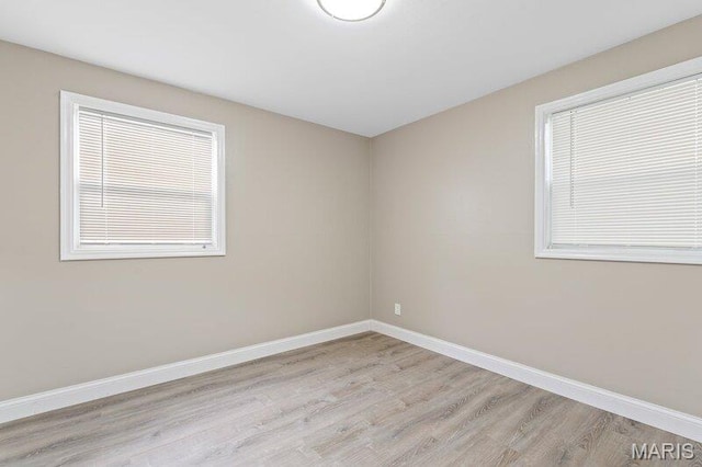 305 S Lafayette St, Florissant, MO 63031 - photo 7