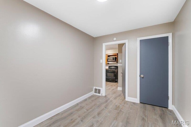 305 S Lafayette St, Florissant, MO 63031 - photo 12