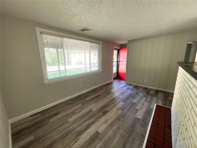 9314 Scottdale Ave, Jennings, MO 63136 - photo 5