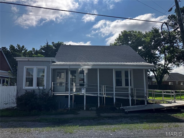 204 S Douglas, West Frankfort, IL 62896 - photo 2