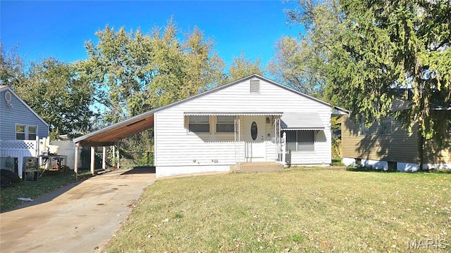 147 Roderick Dr, Saint Louis, MO 63137 - photo 1