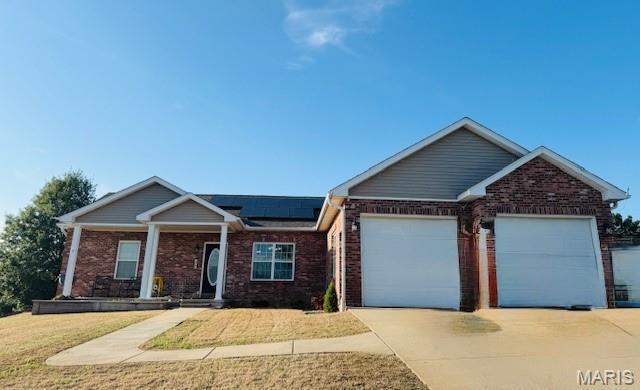 198 Cedar Meadows Dr, Jackson, MO 63755 - photo 1