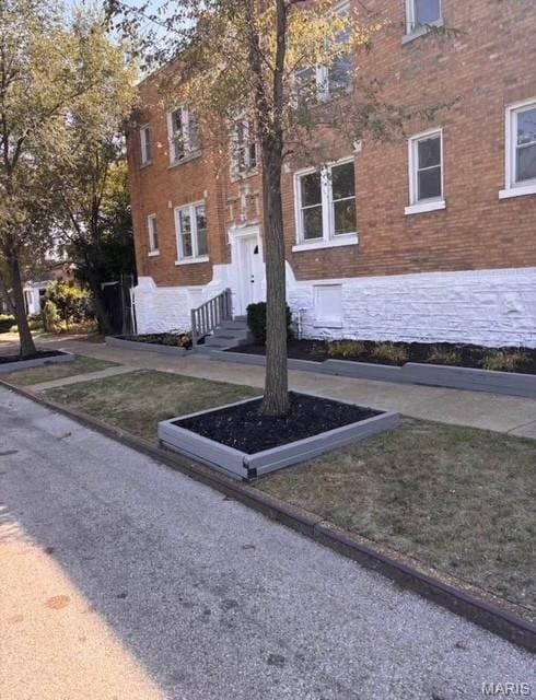 2742 Goodfellow Blvd, Saint Louis, MO 63112 - photo 1