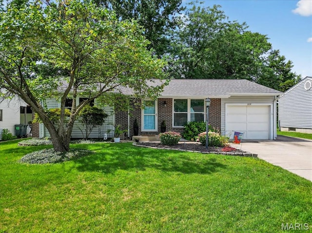 3239 Janton Ln, Saint Charles, MO 63301 - photo 1