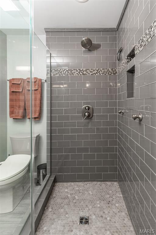2083 Seven Oaks Dr, Saint Charles, MO 63303 - photo 39