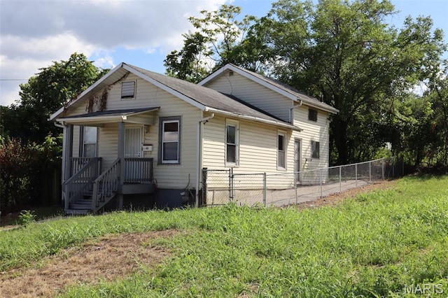 8333 Walter Ave, Saint Louis, MO 63147 - photo 1