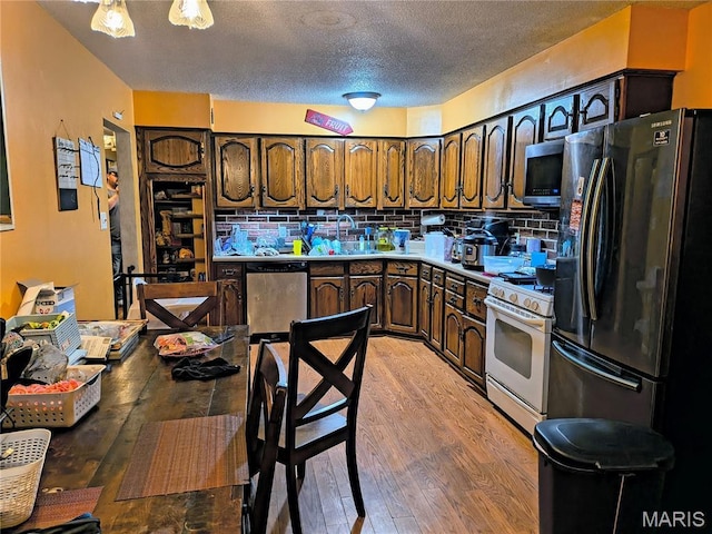 15 Fontainebleau Dr, Granite City, IL 62040 - photo 3