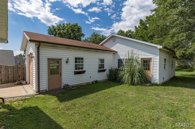 2905 Gladwood Dr, Oakville, MO 63129 - photo 10