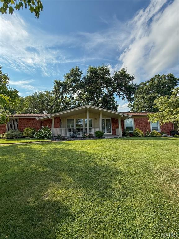 836 Woodruff Dr, Ballwin, MO 63011 - photo 1