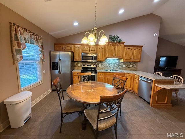 223 Sharp Ave, Sikeston, MO 63801 - photo 8