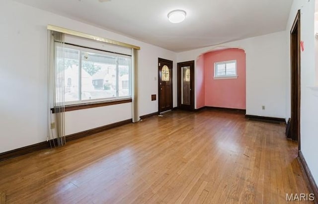 8554 Drury Ln, Saint Louis, MO 63147 - photo 6