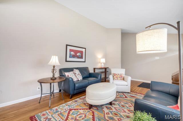1281 Bardot Ln, Saint Louis, MO 63146 - photo 8