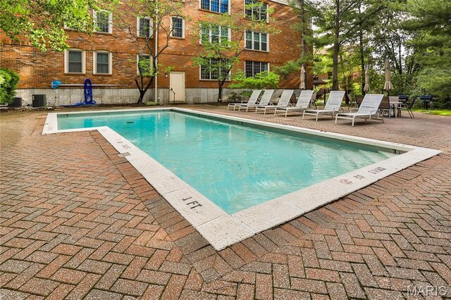 561 Sarah Ln Unit 107, Creve Coeur, MO 63141 - photo 29