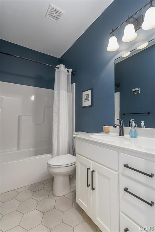 5600 Sweet Springs Ct, Jefferson City, MO 65109 - photo 29