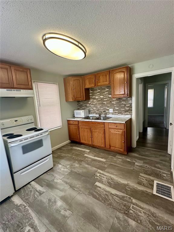 5501 Fairridge Ct, Jennings, MO 63136 - photo 13