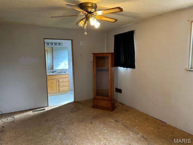 1104 Hidden Valley Lks, Annapolis, MO 63620 - photo 5