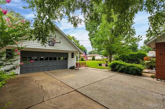 1905 Zschokke St, Highland, IL 62249 - photo 13