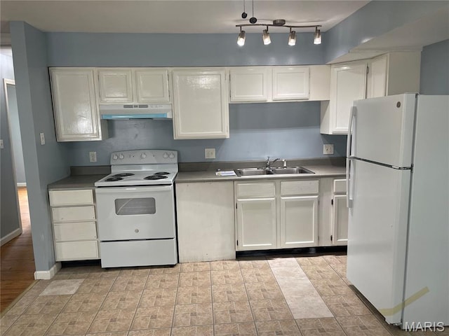 334 Lancashire Rd, Saint Louis, MO 63137 - photo 3