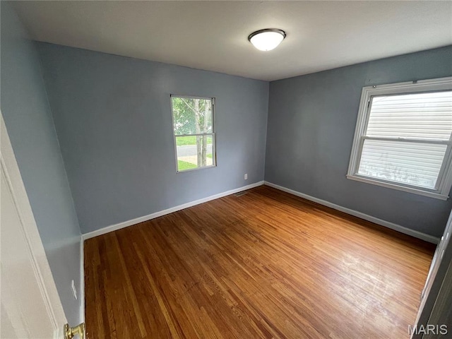 334 Lancashire Rd, Saint Louis, MO 63137 - photo 5