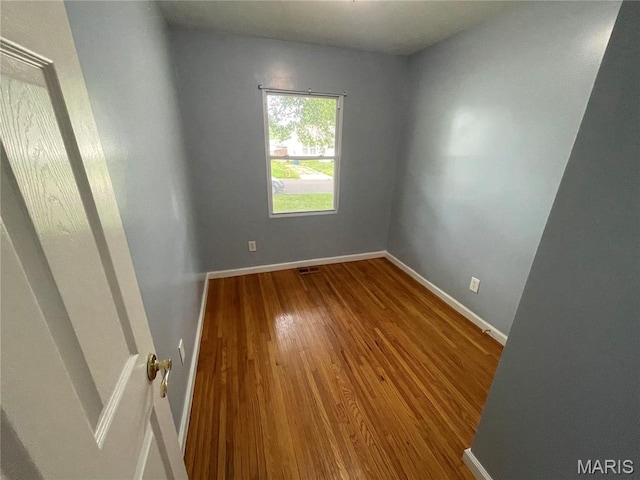 334 Lancashire Rd, Saint Louis, MO 63137 - photo 7