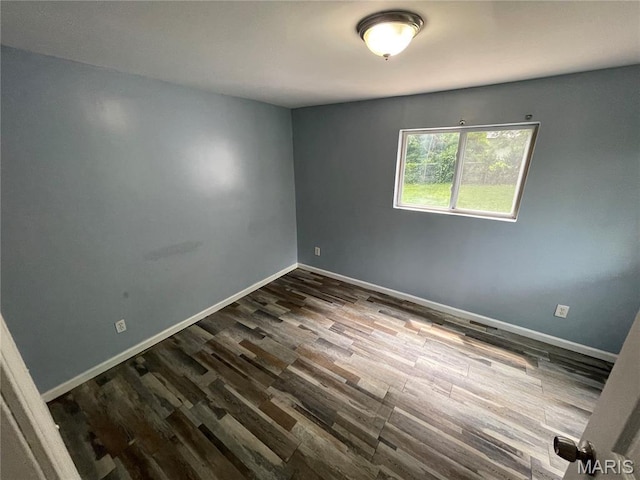 334 Lancashire Rd, Saint Louis, MO 63137 - photo 8