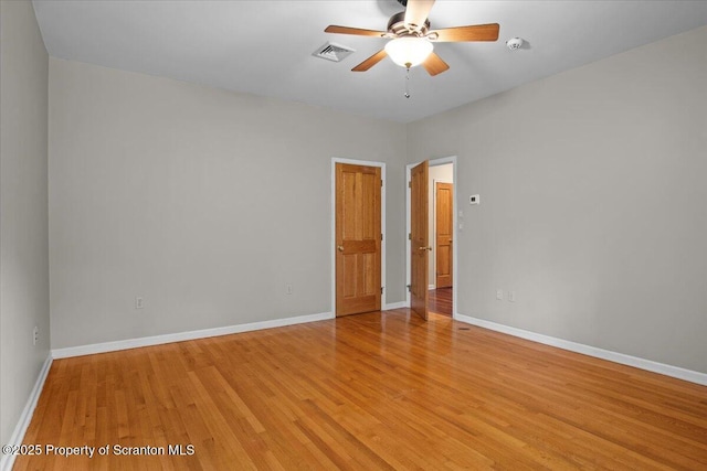 441 Hidden Lake Dr, East Stroudsburg, PA 18302 - spare room featuring a ceiling fan, light wood-type flooring, and a smoke detector