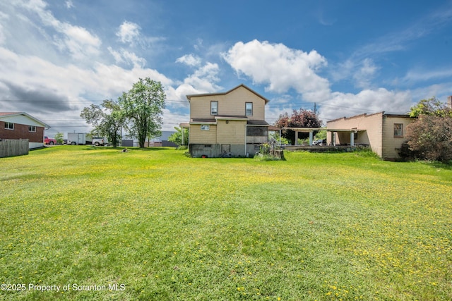 1010 Wood St, Old Forge, PA 18518 - view of yard