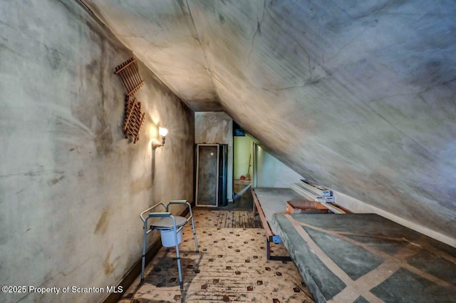 126-128 S Rebecca Ave S, Scranton, PA 18504 - bonus room featuring vaulted ceiling