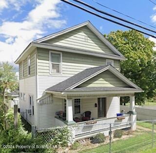 view of front of home featuring covered porch